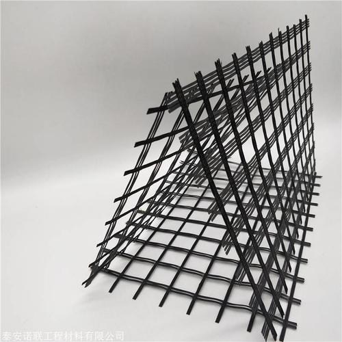 封閉式冷卻塔